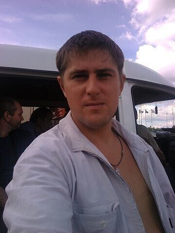  ,   Artem, 44 ,   ,   , c 