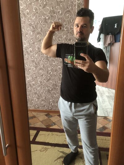  ,   Denis, 33 ,   ,   , 