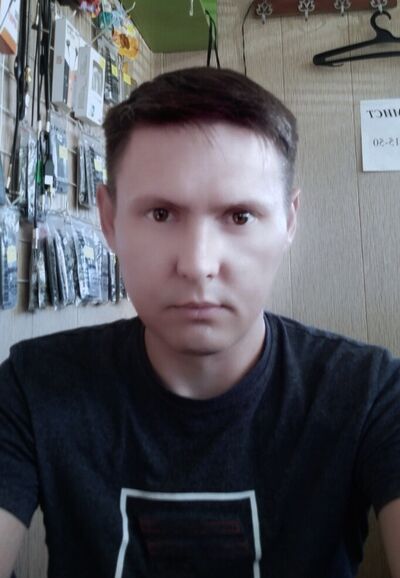  ,   Albert, 42 ,  