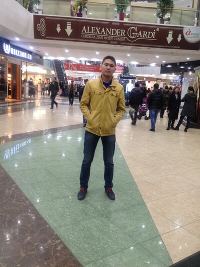  ,   Ernar, 28 ,   