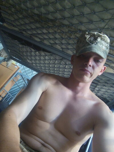  ,   Maks, 27 ,   ,   , c 