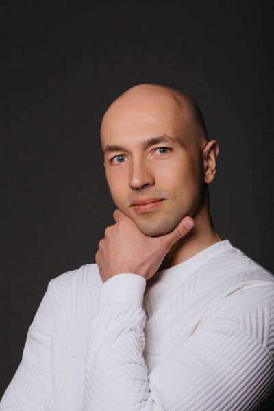  Denpasar,   Alex, 40 ,   ,   