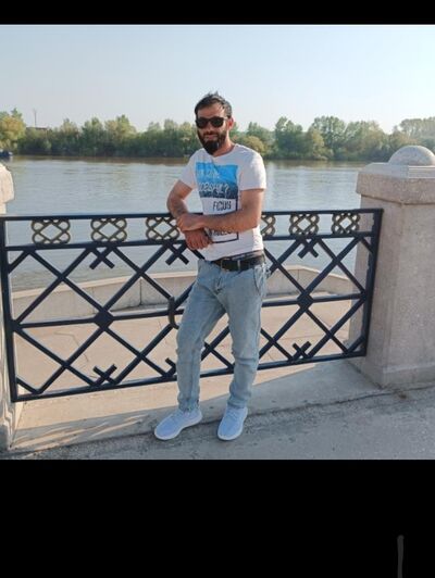  ,   Ali, 33 ,   ,   