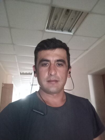  ,   Giyosbek, 33 ,   ,   