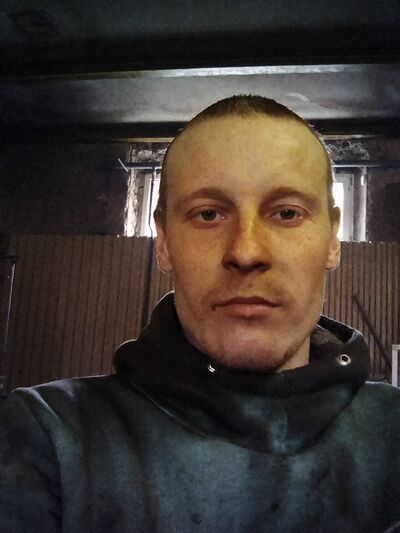  ,   Maksim, 32 ,   ,   , c 