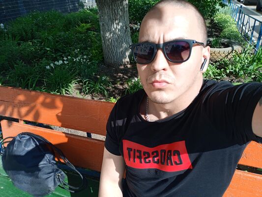 ,   Viktor, 33 ,   ,   , c 