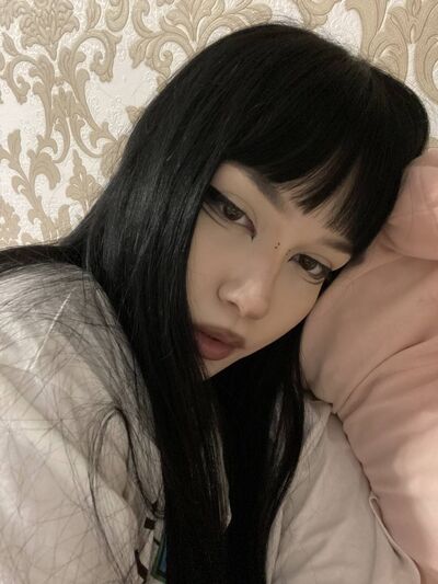 -,   Angelina, 22 ,   ,   