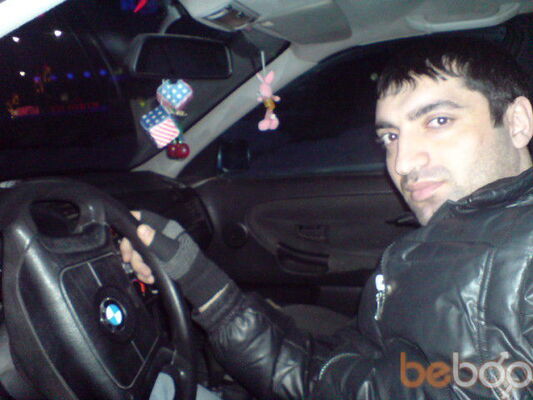  -,   Macho, 42 ,   ,   , c 