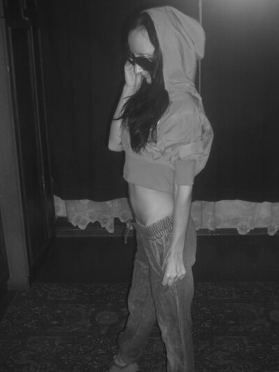  ,   Lilu, 36 ,   ,   , c 