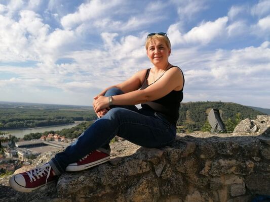  ,   Elena, 49 ,     , c , 