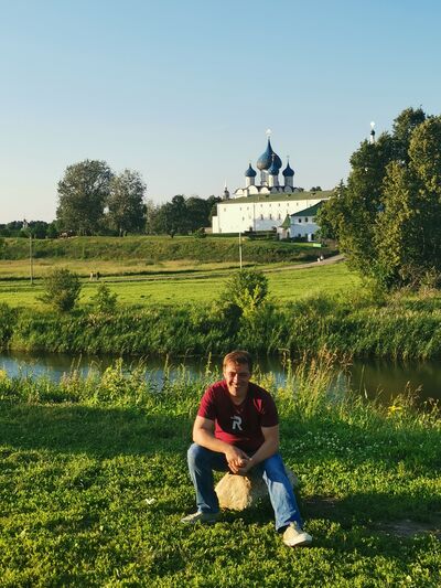  ,   Mikhail, 36 ,   c 