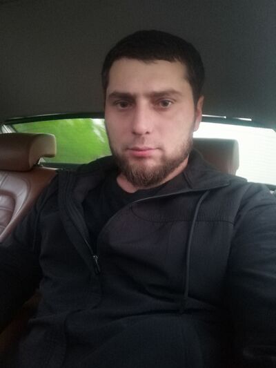  ,   Umar, 31 ,   ,   