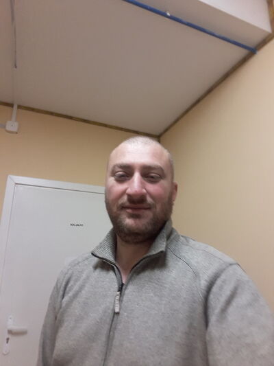  -,   Alan, 45 ,   ,   , c 