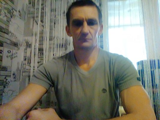  ,   Yra, 51 ,   ,   