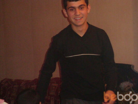  ,   Edgar jan, 32 ,   