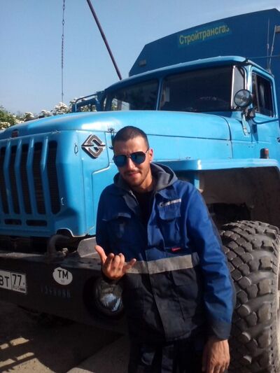  ,   Fred, 35 ,   
