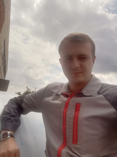  ,   Evgenii, 33 ,   ,   , c 