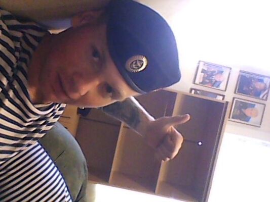  ,   Dasyy, 32 ,   