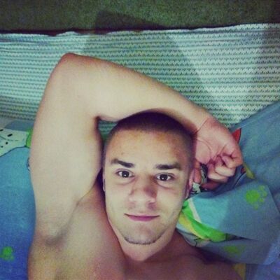  ,   Artem, 30 ,   