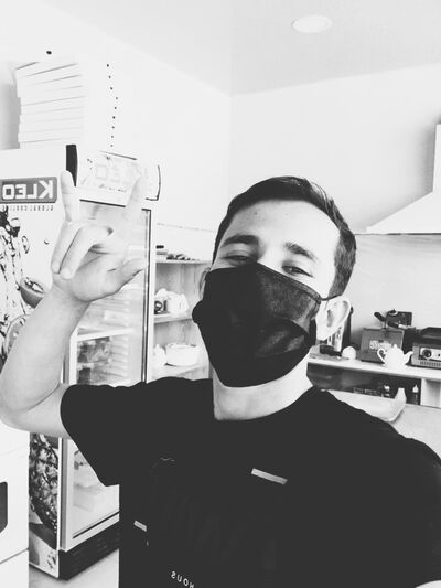  ,   Sanjar, 27 ,   ,   , c 