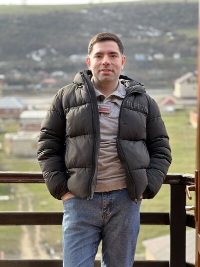  -,   Rashad, 36 ,   ,   