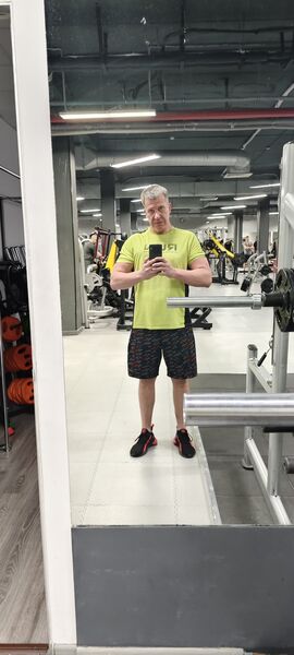  ,   Oleg, 51 ,   ,   