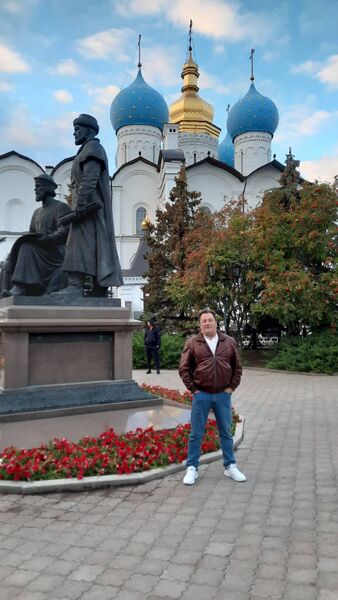  ,   Sergey, 58 ,   c 