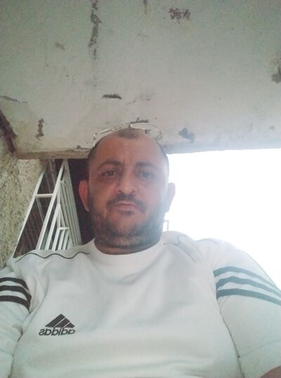  ,   Tofik, 46 ,   ,   