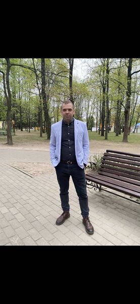  ,   Luka, 32 ,   ,   
