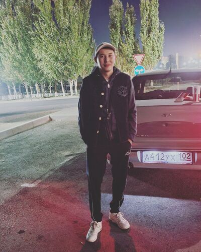  ,   Kenzhebek, 30 ,   ,   , c , 