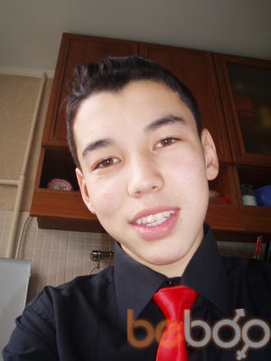  ,   Askar, 32 ,   