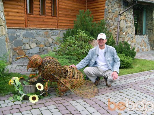 ,   Alex, 48 ,  