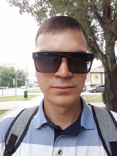  ,   Ilya, 32 ,   ,   