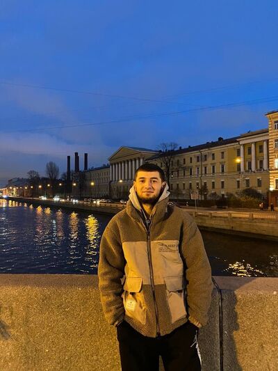  ,   Aziz, 23 ,   ,   , c , 