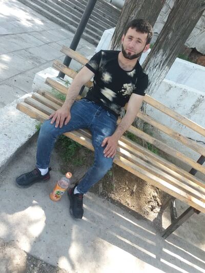  ,   Azik, 28 ,   ,   , c 