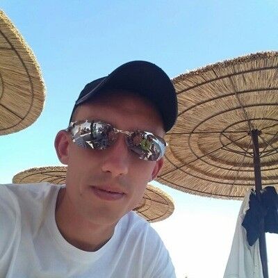  18360699  Aleksei, 32 ,    