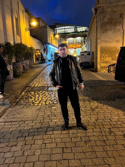  ,   Emil, 42 ,   ,   