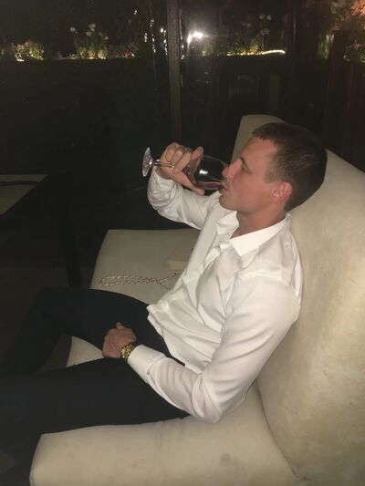  ,   Max, 34 ,  
