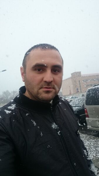  ,   Edgar, 41 ,   ,   , c 