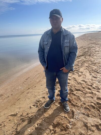  ,   Artur, 49 ,   ,   , 