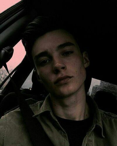  ,   Sam, 24 ,   ,   