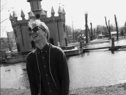  ,   Edvard, 27 ,   , 