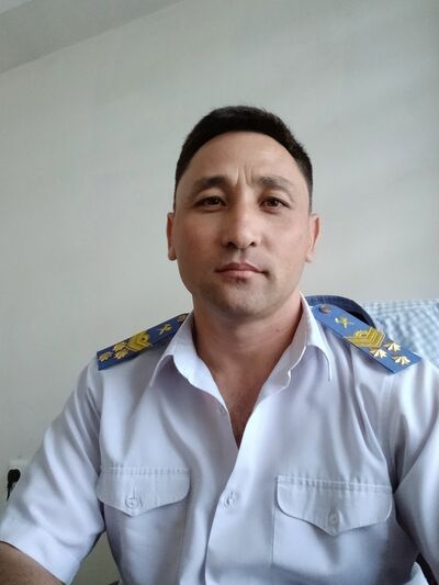  ,   Doni, 37 ,   ,   