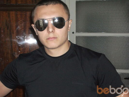  ,   Dimon, 38 ,  