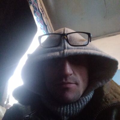  ,   Oleg, 40 ,   c 