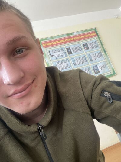  ,   Anatolii, 21 ,   ,   , c , 