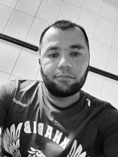  ,   Oxunjon, 32 ,   ,   