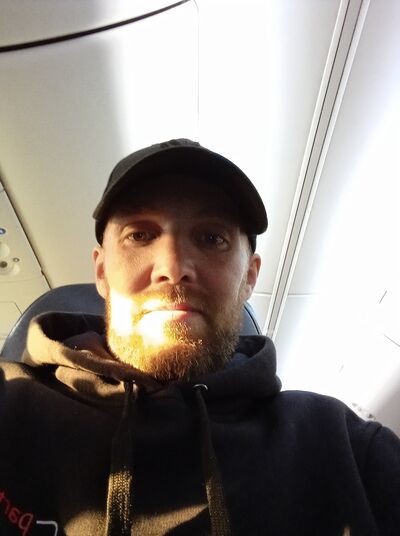  -,   Pavel, 42 ,   c 