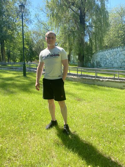  ,   Denis, 40 ,   ,   