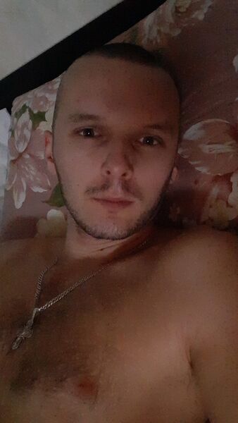  ,   Evhen, 32 ,   ,   , c , 